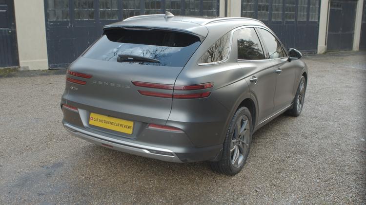 GENESIS GV70 DIESEL ESTATE 2.2D [201] Premium 5dr Auto AWD